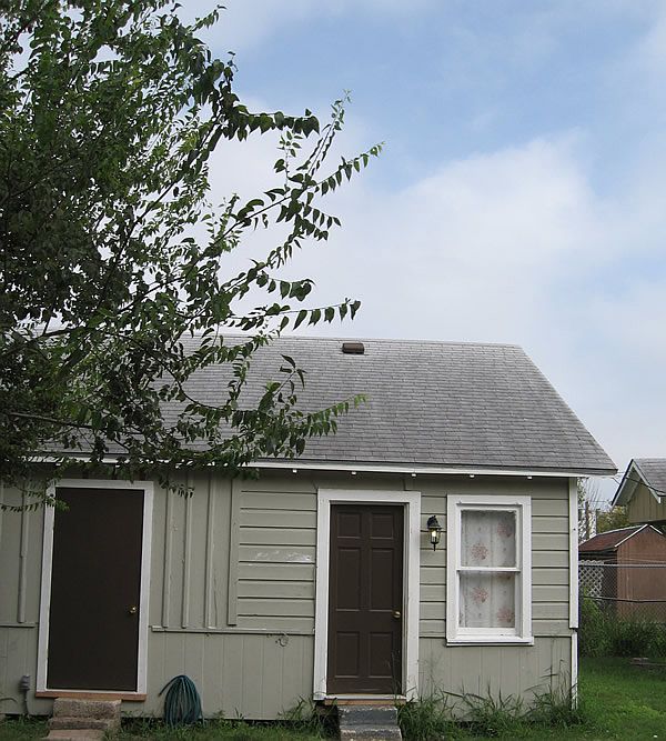 1st image of 512 14th St APT 2