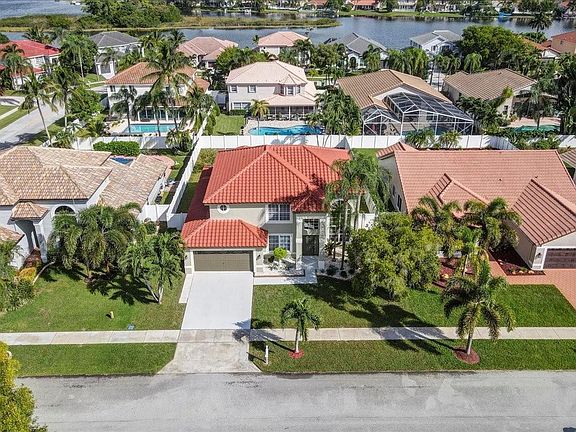 4th image of 1163 NW 183rd Avenue