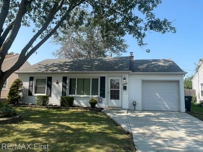 26093 Nagel St, Roseville, MI, 48066