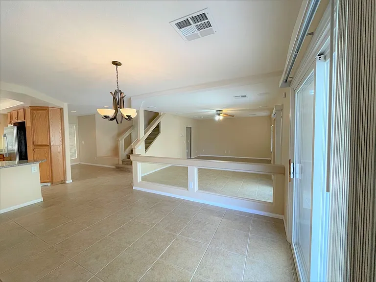 10595 Salmon Leap St — Photo 17