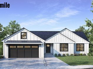 2 Robin Way, Chester, NH 03036