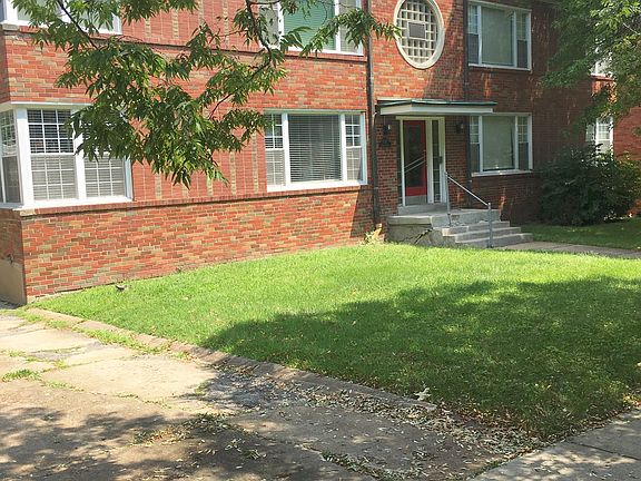 2nd image of 7327 Delmar Blvd APT 1W