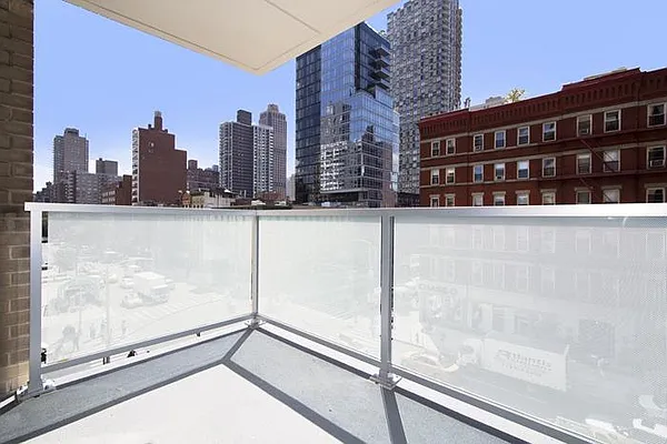 Sold by Maxwell Jacobs | media 21