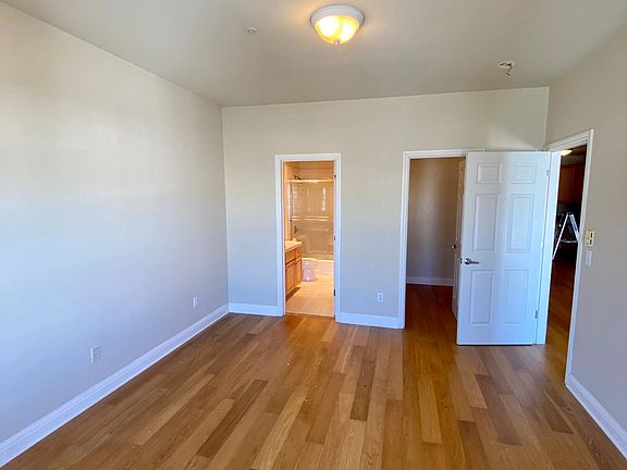 5th image of 1576 Union St APT 5
