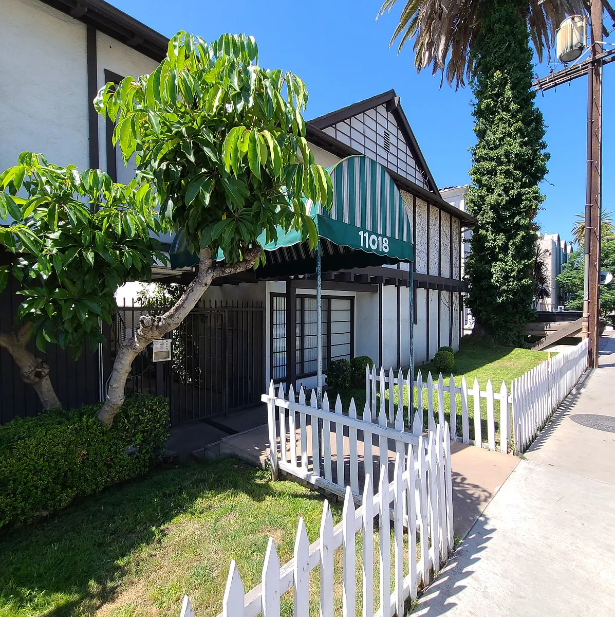 Building Photo - 11018 Aqua Vista, LLC