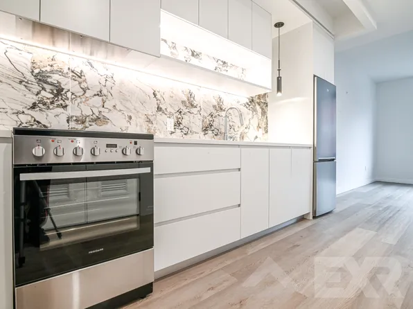 957 Atlantic Avenue image 3 of 16