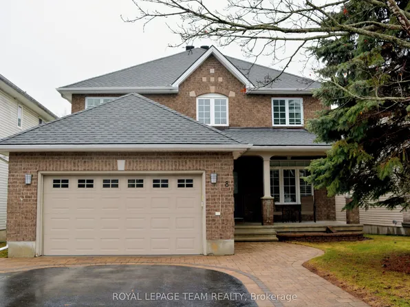 8 Thunderbird Cres, Ottawa, ON K2M 2V7
