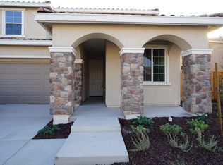 586 Estancia St, Lathrop, CA 95330