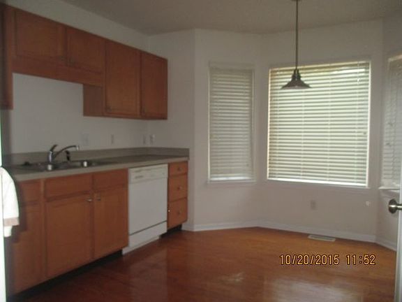 3rd image of 5925 E Lyn Haven Dr SE
