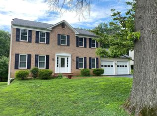 11133 Rutledge Dr, Gaithersburg, MD 20878