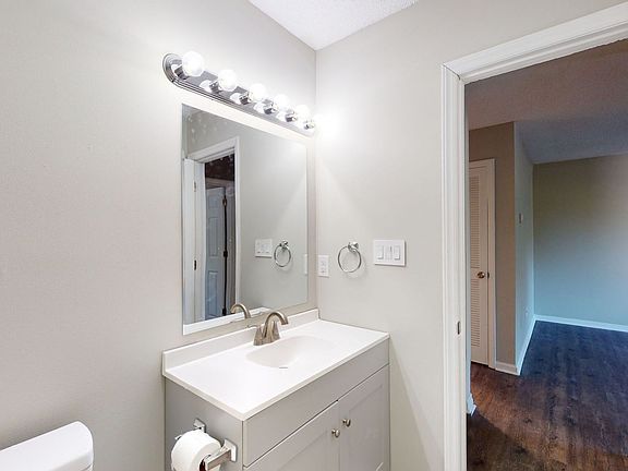 5th image of 3005 Caldwell Ct #29