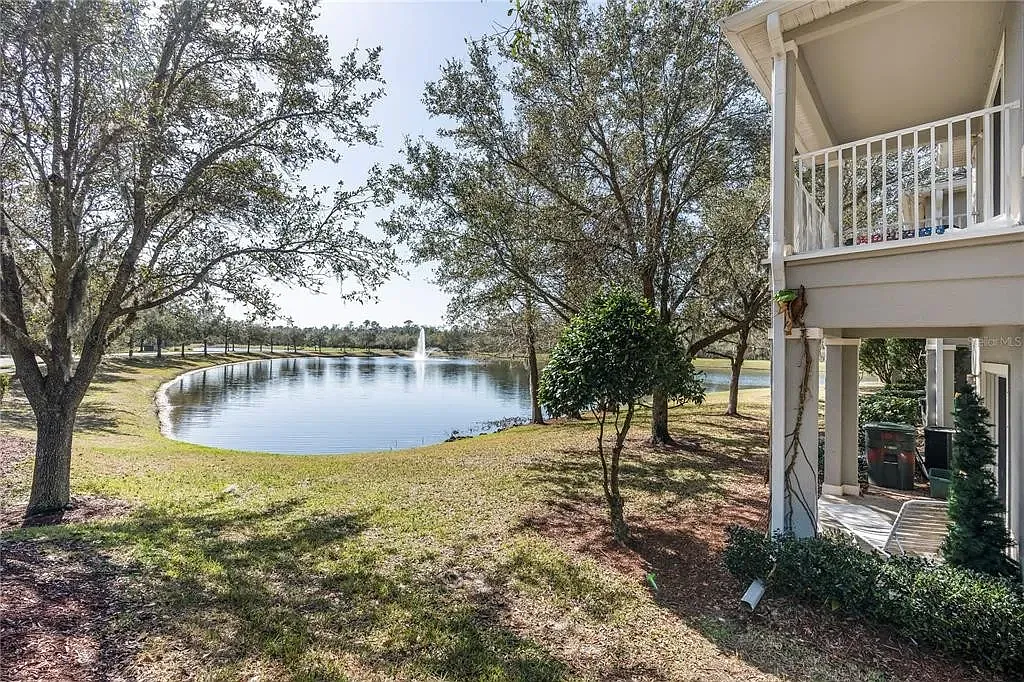 4 bed, 3.5 bath, 1774 sqft, $2,500 — Photo 4