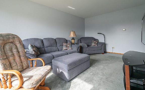 3rd image of 11600 S Avenue L