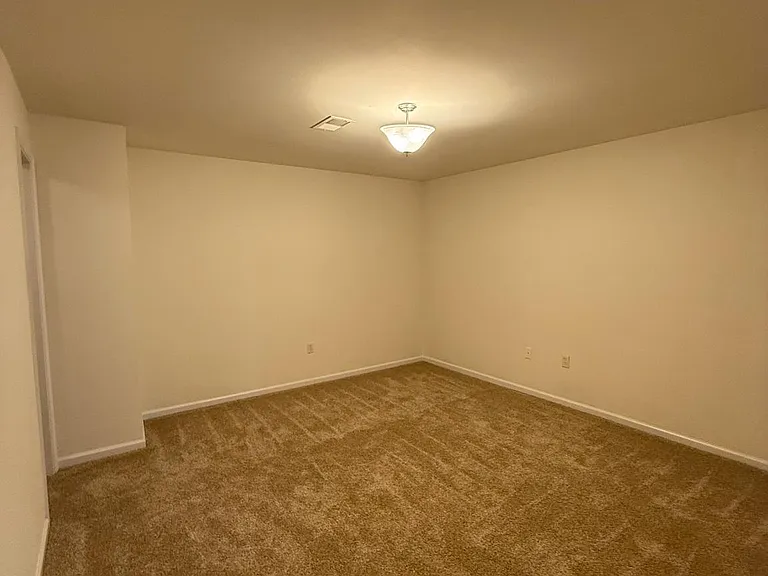 108 Davidson St — Photo 36
