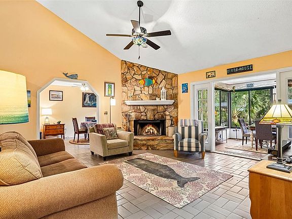 3rd image of 1656 SHELL HARBOR ROAD