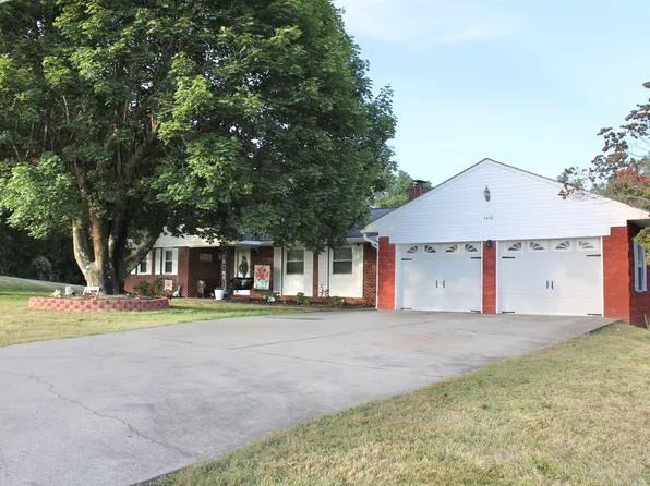 5452 Alum Spring Rd, Pulaski, VA 24301