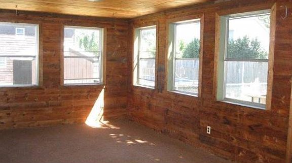 4th image of 9 Columbine Dr