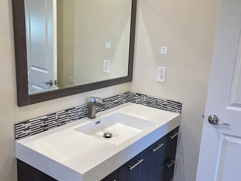 619 Lorren Way — Photo 6
