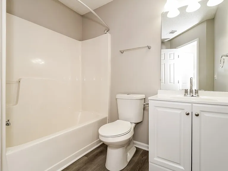 202 Goldleaf Dr — Photo 16