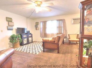 102 College Park Ct, Normal, IL 61761