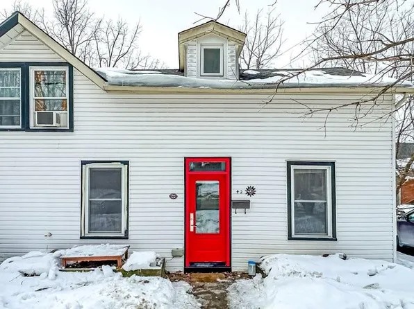 42 Mitchell St, Guelph, ON N1E 4J1