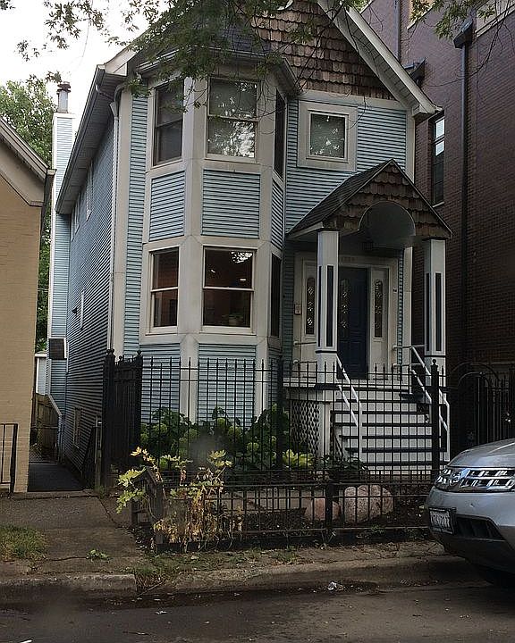 2nd image of 1739 N Wood St