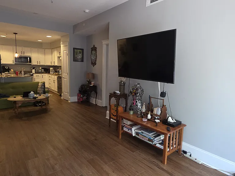 222 Glenwood Ave #517 — Photo 9