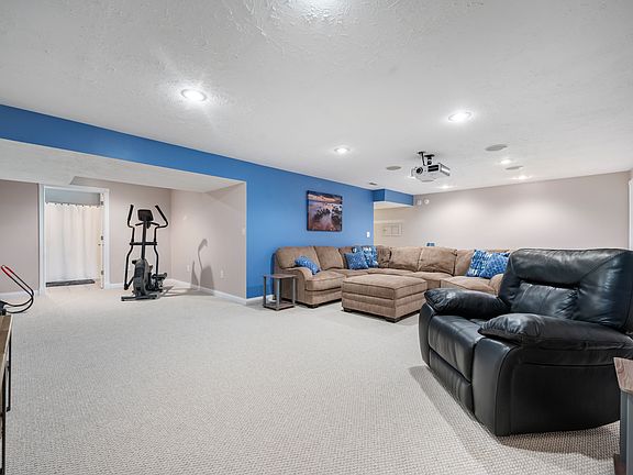 5th image of 13726 Gladden Ln