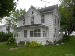 6120 Main Rd, Stafford, NY 14143