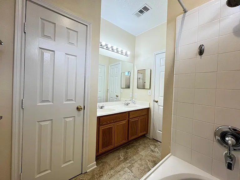 2910 Blue Dawn Dr — Photo 22