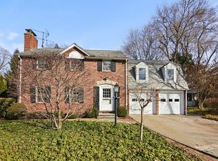 116 Pleasantview Ave, Longmeadow, MA 01106