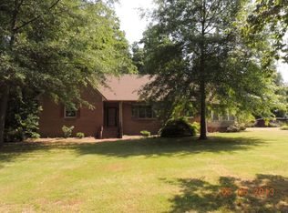 201 Woodland Pl, Farmville, VA 23901