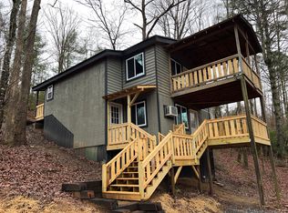 245 Back Pine Way, Ellijay, GA 30536