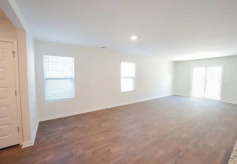 481 Coconut Dr — Photo 7
