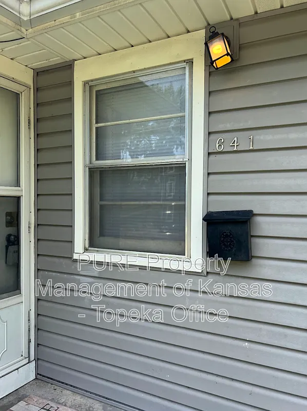 2 bed, 1.0 bath, 769 sqft, $1,075 — Photo 3