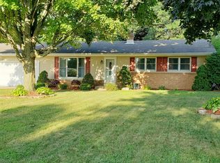 7782 Teakwood Dr, Jenison, MI 49428