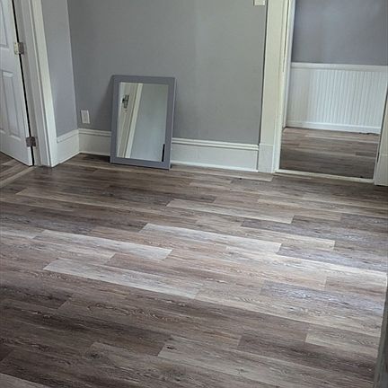 4th image of 81 Arey St