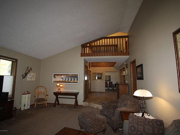 4th image of 12275 Madonna Dr