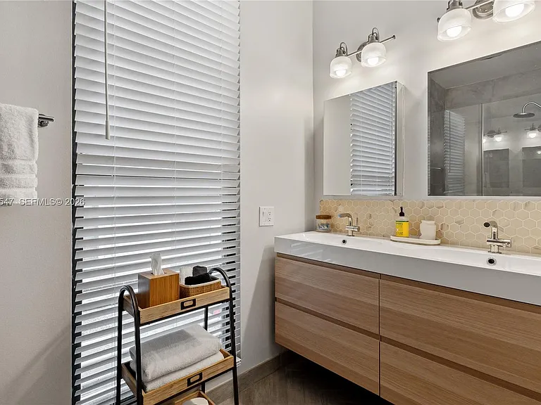 3143 Virginia St #3 — Photo 19