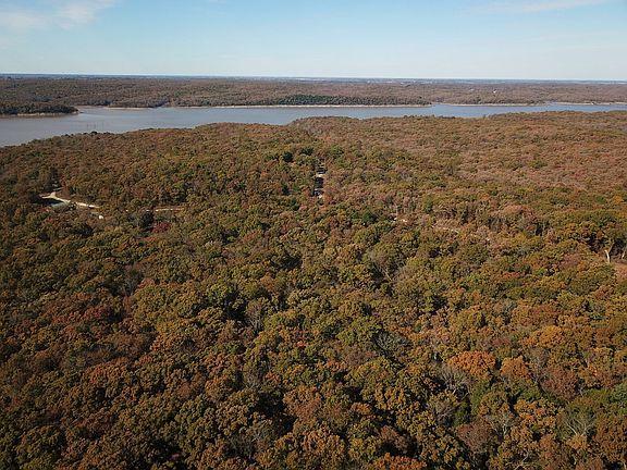 4th image of 6870 NE 969 Private Rd