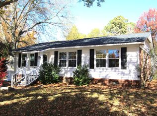 819 James St, Apex, NC 27502