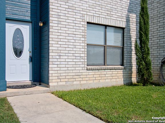 2nd image of 347 Stone Gate Dr