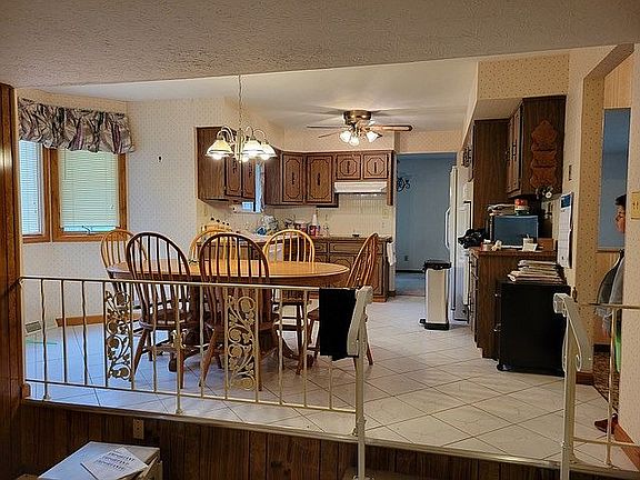 5th image of 7287 Beau Ct