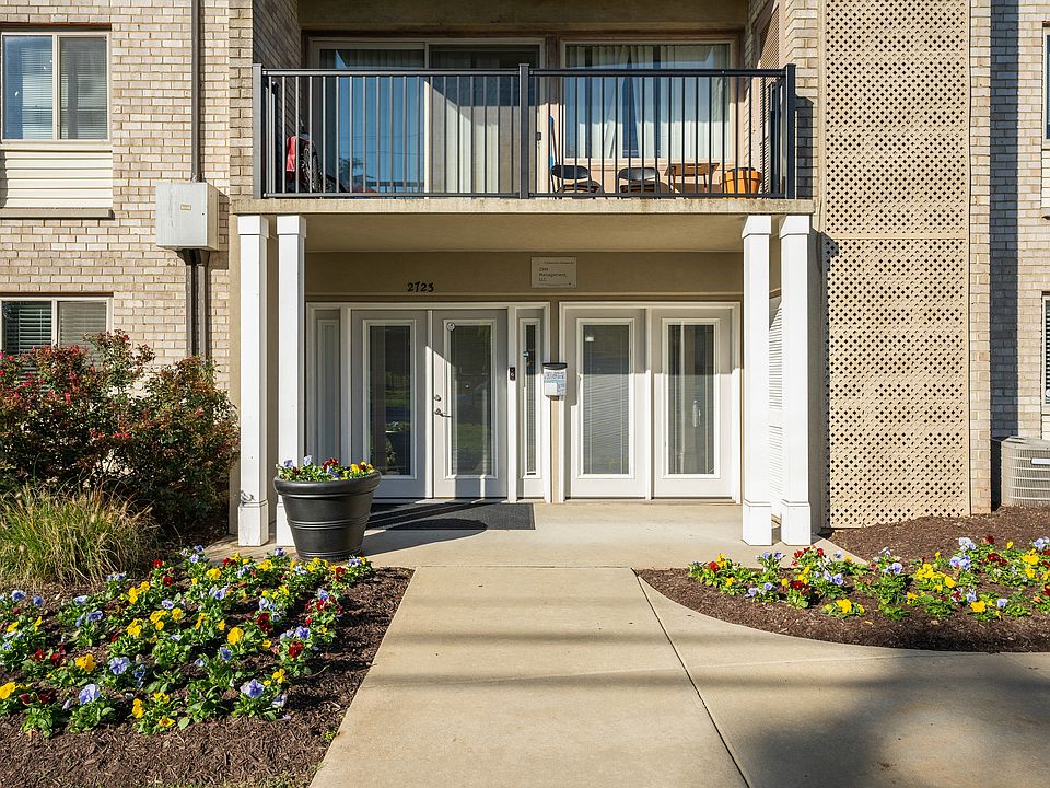 1st image of 2723 Lorring Dr #2728-103