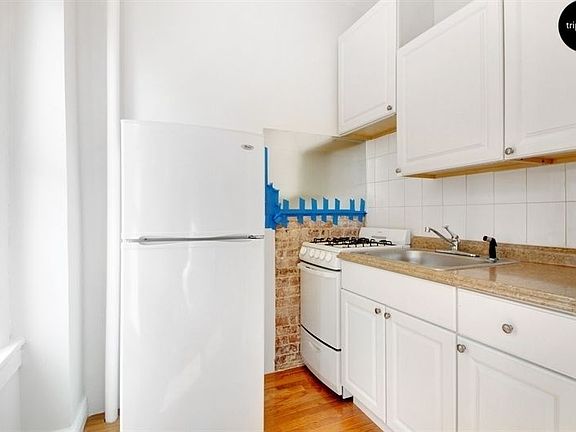 4th image of 1440 Lexington Ave APT 6