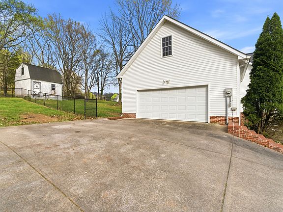 4th image of 118 Matt Dr