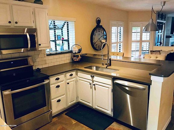 4th image of 520 Jefferson Ave #0