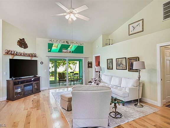 4th image of 12416 Kelly Sands Way