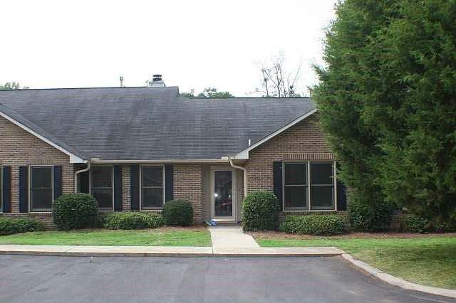 1st image of 404 Heritage West Ct