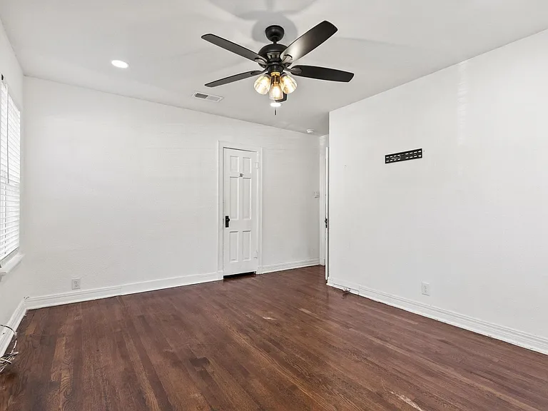 82 Vaughn Dr — Photo 20